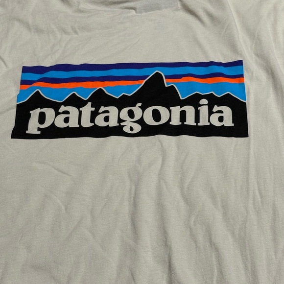 Patagonia Other - Patagonia T-shirt Men’s X-Large Cream organic cotton back logo Patagonia front